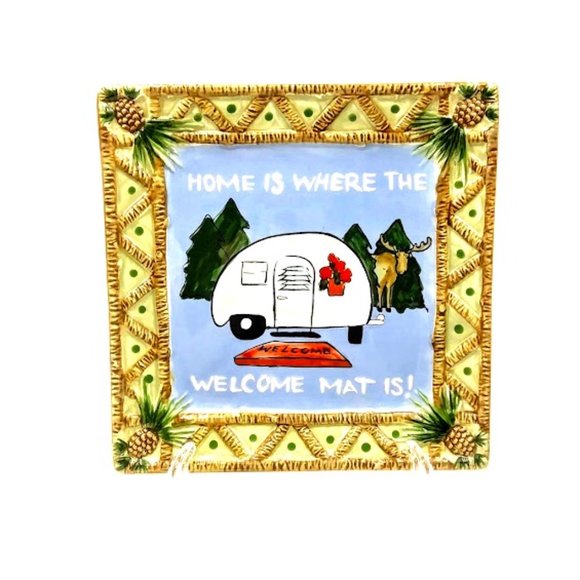 CANAPE PLATE W/TRAVEL CAMPER & MOOSE*SQUARE CERAMIC PLATE*PINE CONE EDGE - Picture 1 of 4